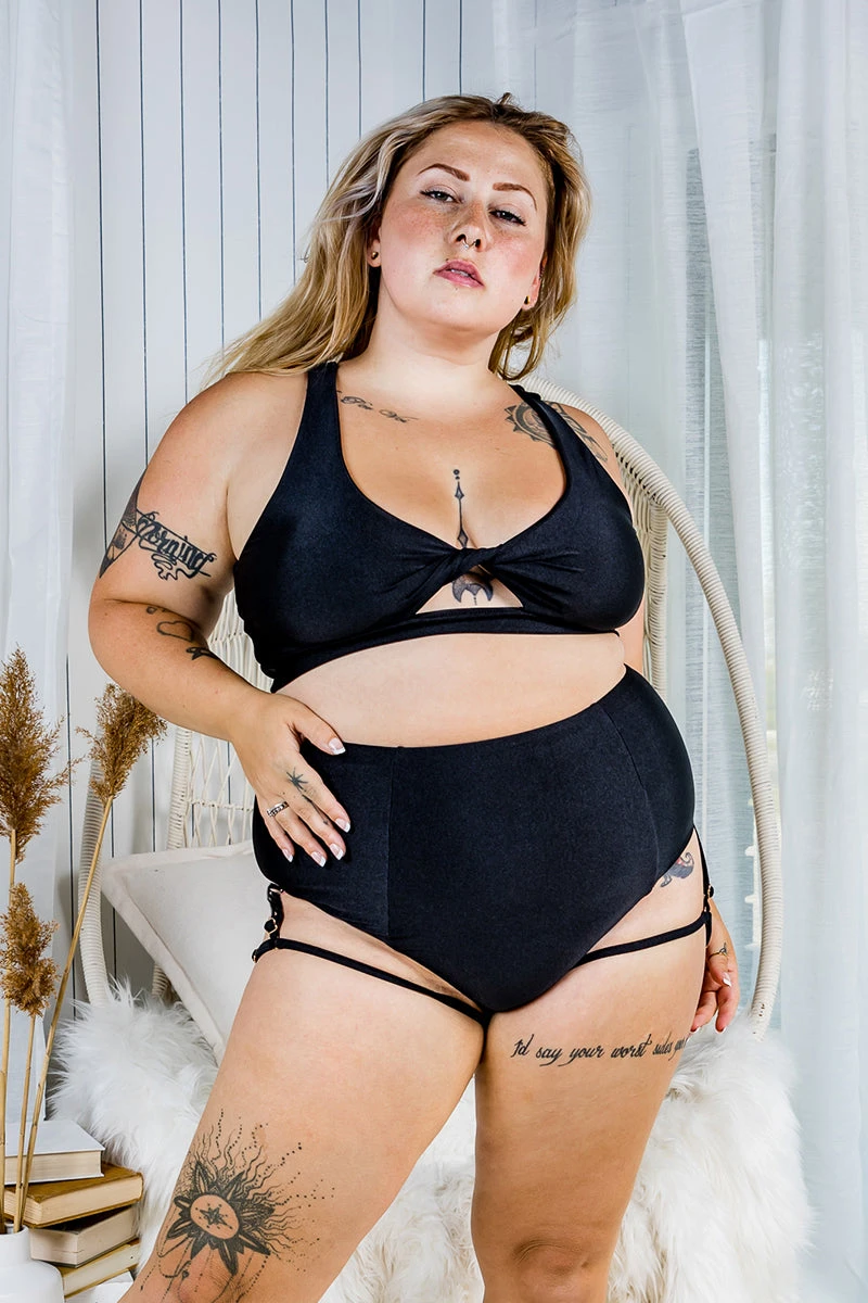 Chantay Polewear Pretzel 2-way Top - Noir - Image 11