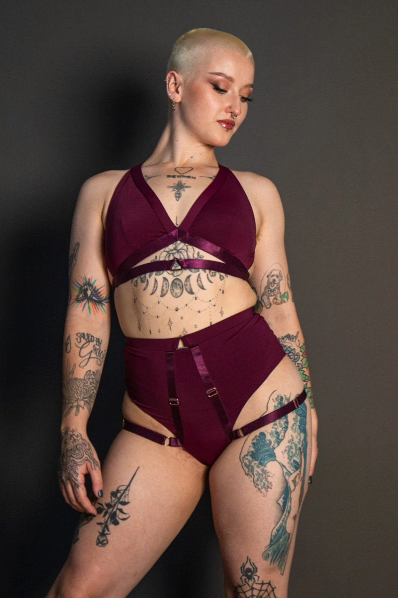 Tatiana Activewear Tokio Shorts - Wine - Image 4