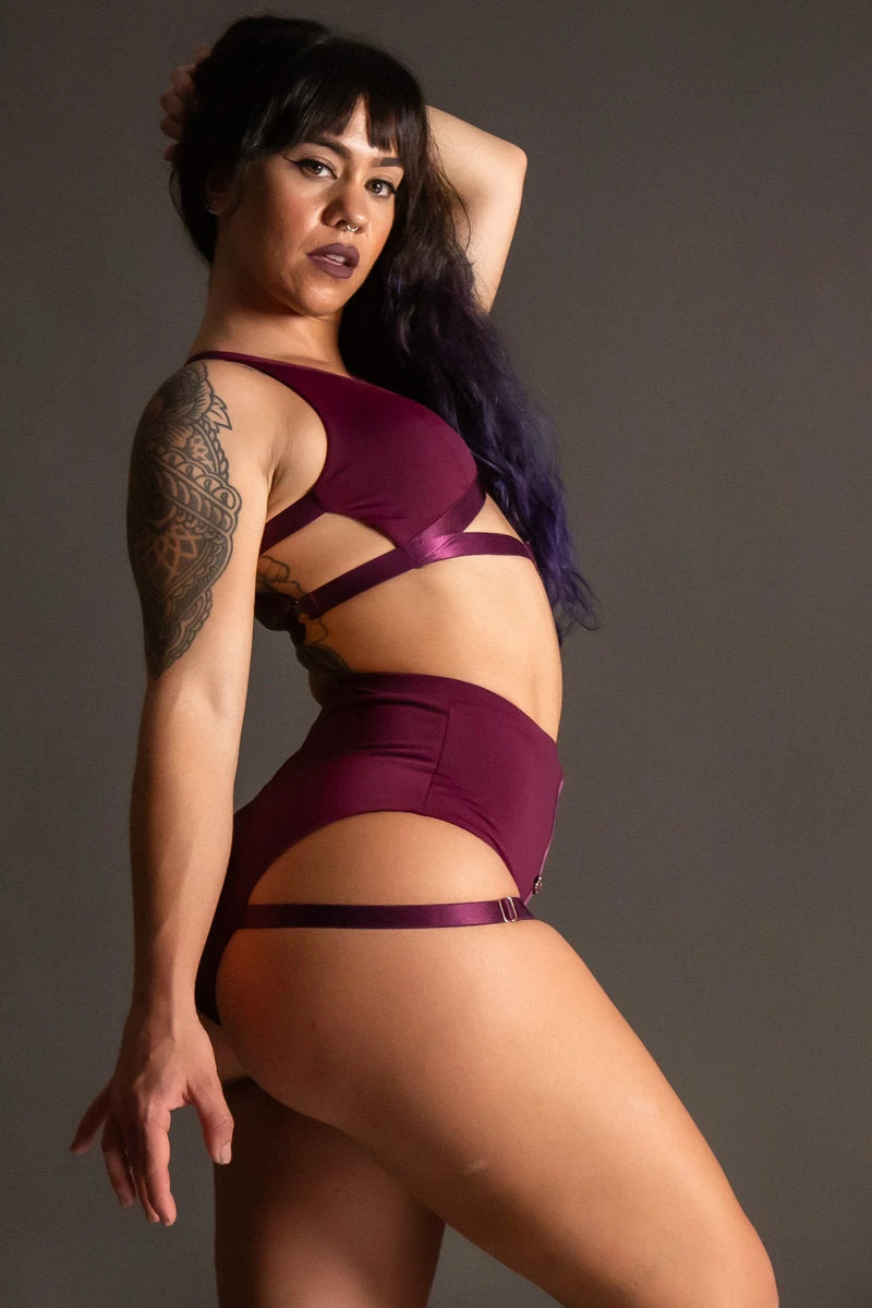 Tatiana Activewear Tokio Shorts - Wine - Image 3